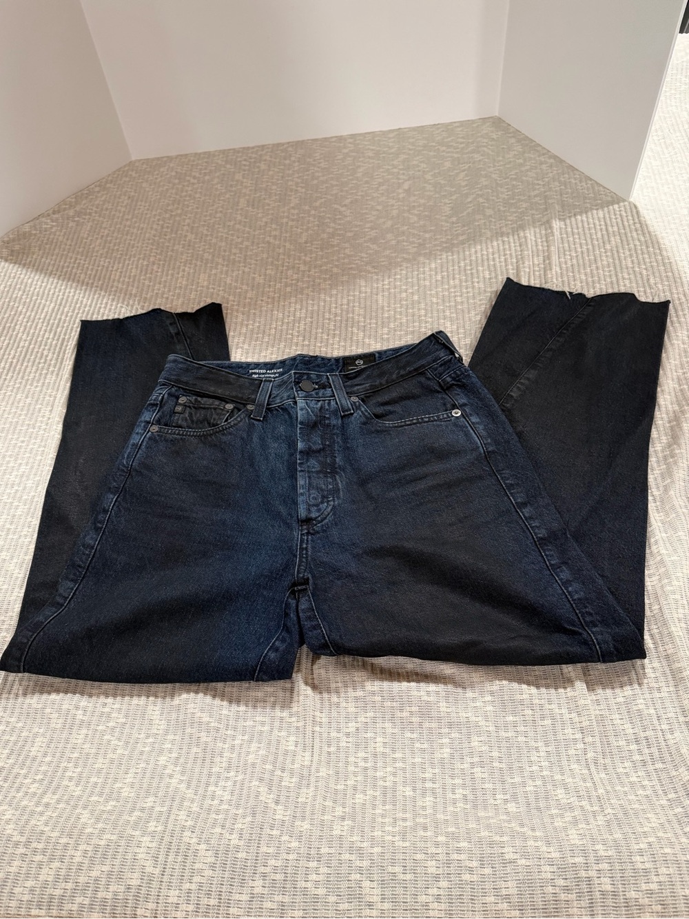 AG Twisted Alexxis Jeans Size 26R High Rise Straight Leg Dark Wash 100% Cotton